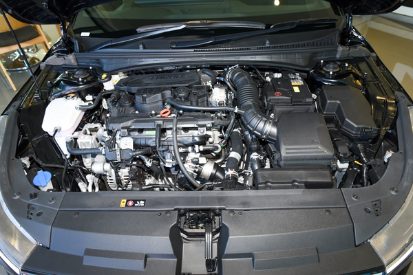 2026 Kia K4 GT-Line CL4m thumb-3
