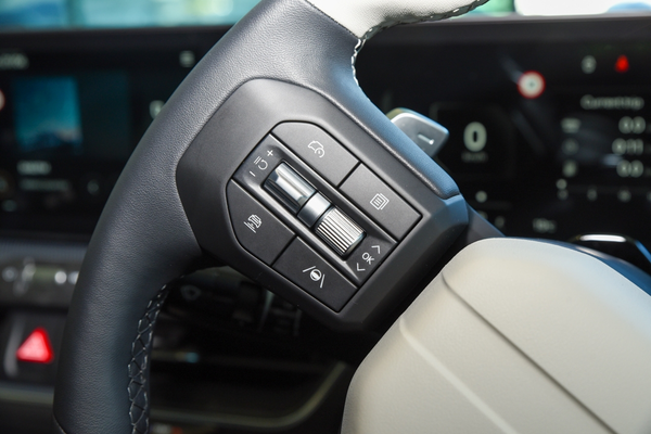 2026 Kia K4 GT-Line CL4m thumb-9