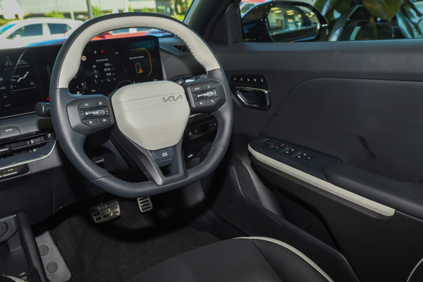 2026 Kia K4 GT-Line CL4m thumb-14