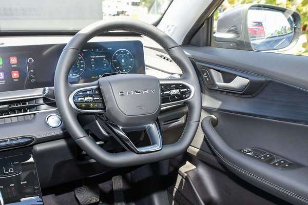 2026 Chery Tiggo 4 Hybrid Ultimate thumb-11