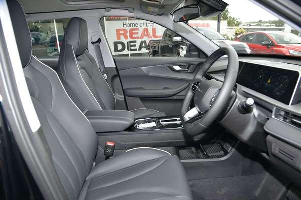 2026 Chery Tiggo 4 Hybrid Ultimate thumb-7