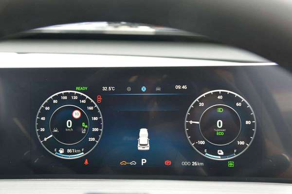2026 Chery Tiggo 4 Hybrid Ultimate thumb-12