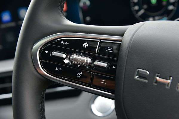 2026 Chery Tiggo 4 Hybrid Ultimate thumb-17