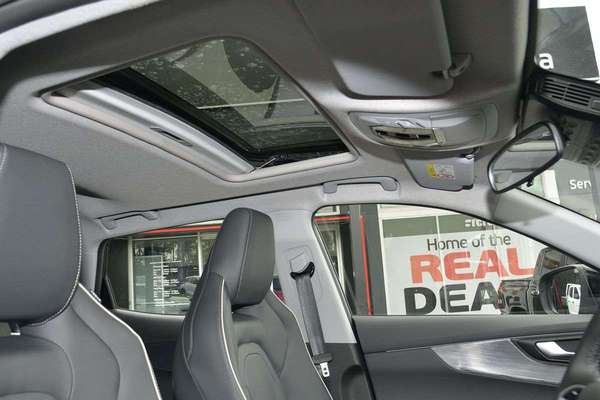 2026 Chery Tiggo 4 Hybrid Ultimate thumb-9