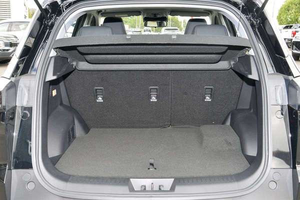 2026 Chery Tiggo 4 Hybrid Ultimate thumb-6