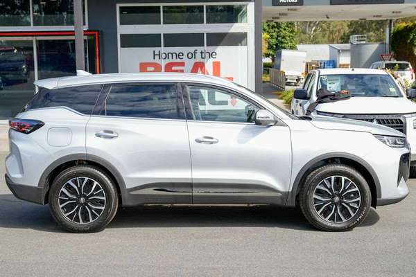2026 Chery Tiggo 7 Super Hybrid Ultimate T32 thumb-2