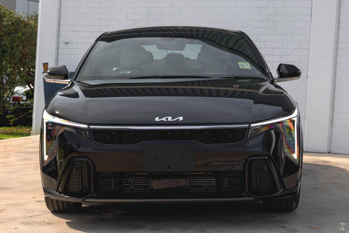 2025 Kia K4 GT-Line CL4m