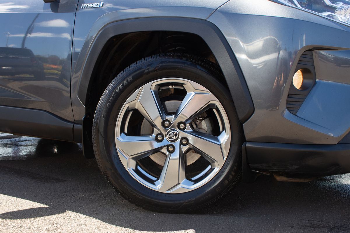 2020 Toyota RAV4 GXL AXAH54R