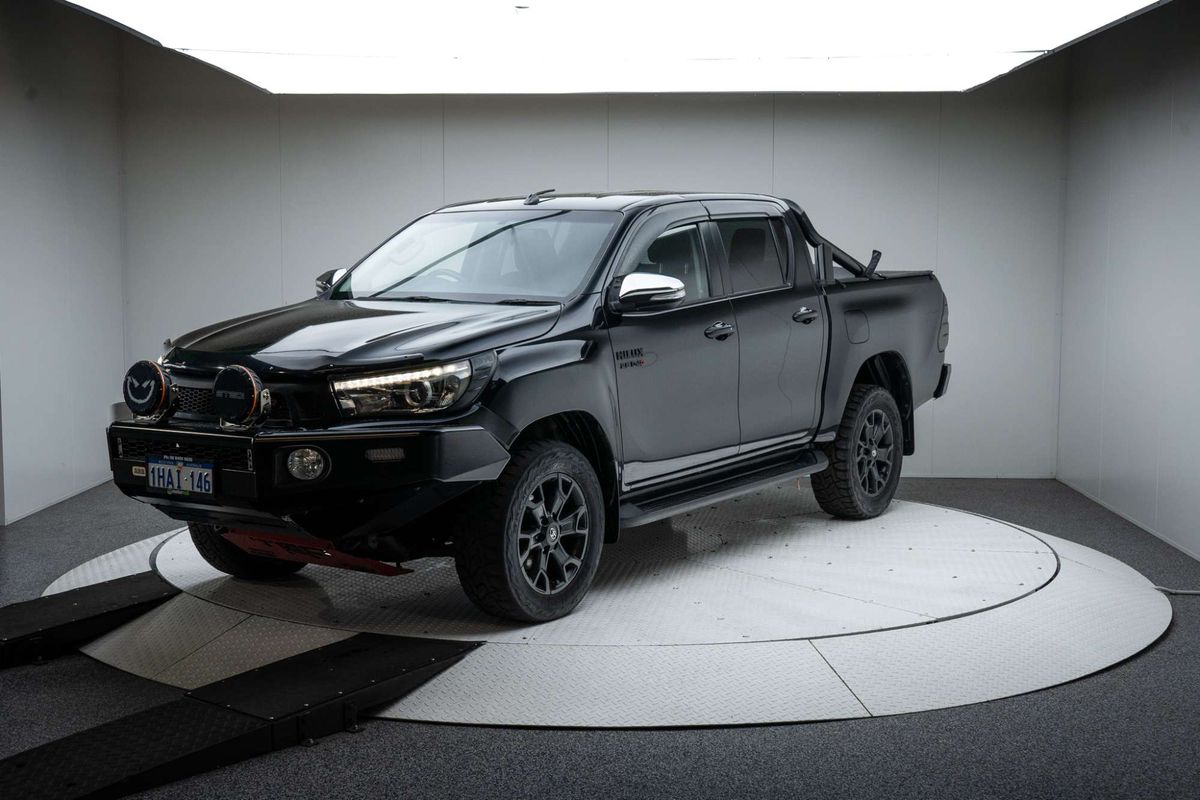 2015 Toyota Hilux SR5 GUN126R 4X4