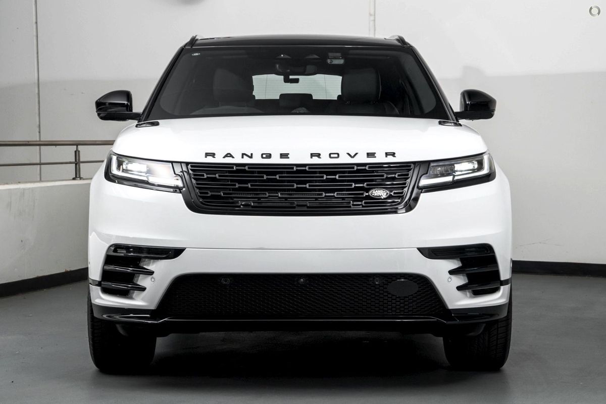 2026 Land Rover Range Rover Velar P250 Dynamic SE L560