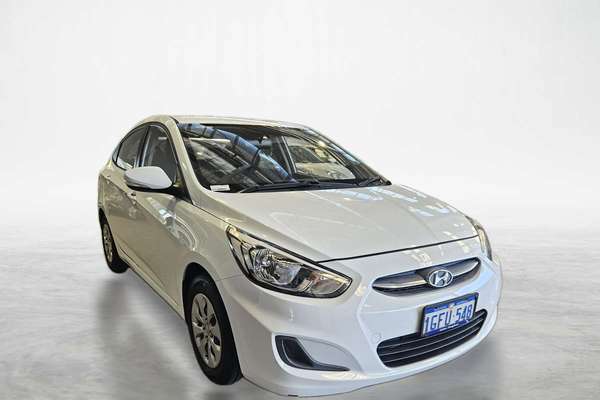 2017 Hyundai Accent Active RB4