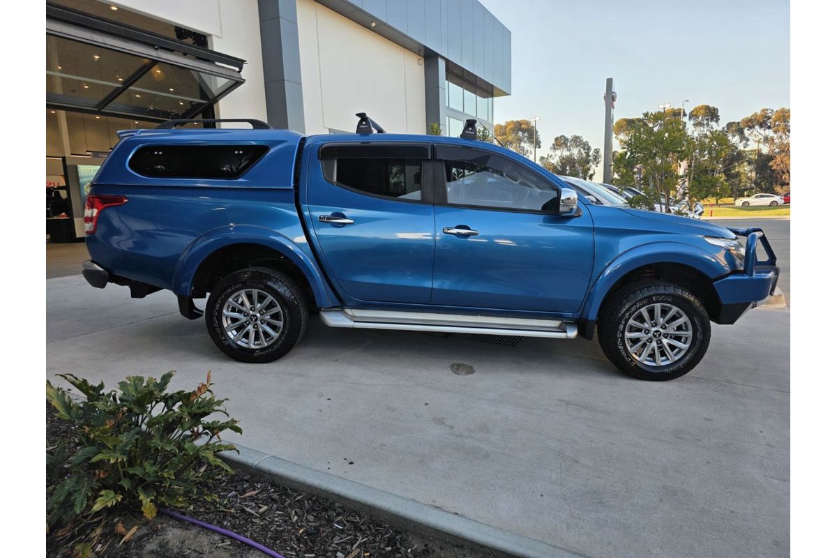 2016 Mitsubishi Triton GLS MQ 4X4 image 8