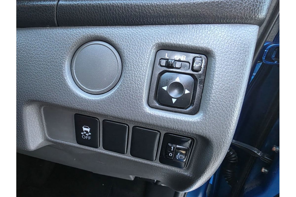 2016 Mitsubishi Triton GLS MQ 4X4 image 15
