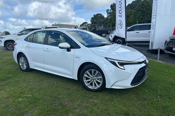 2026 Toyota Corolla Ascent Sport Hybrid ZWE219R