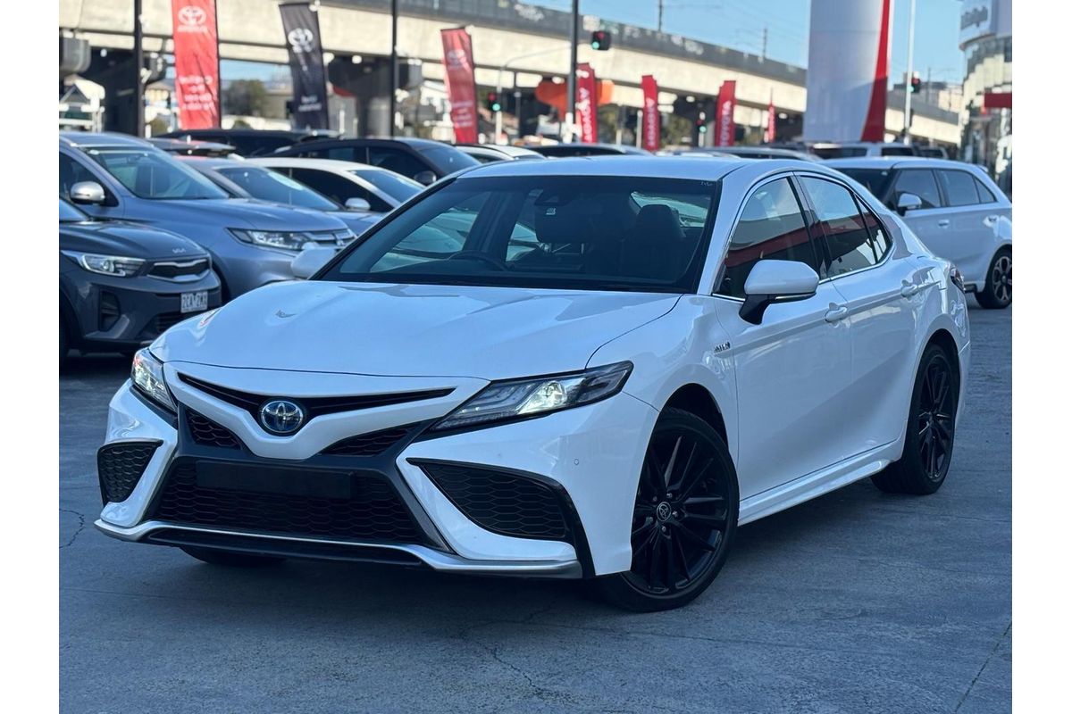 2021 Toyota Camry SX AXVH70R
