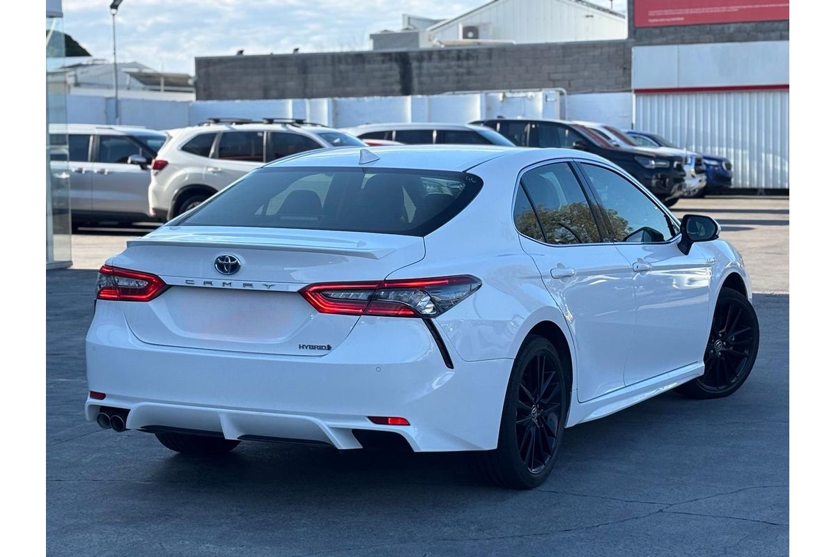 2021 Toyota Camry SX AXVH70R