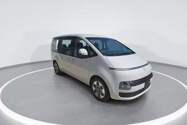 2026 Hyundai STARIA US4.V4