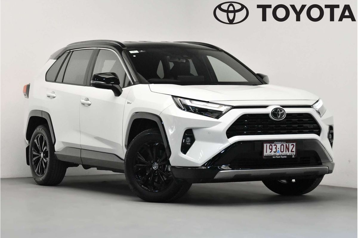 2025 Toyota RAV4 XSE AXAH52R