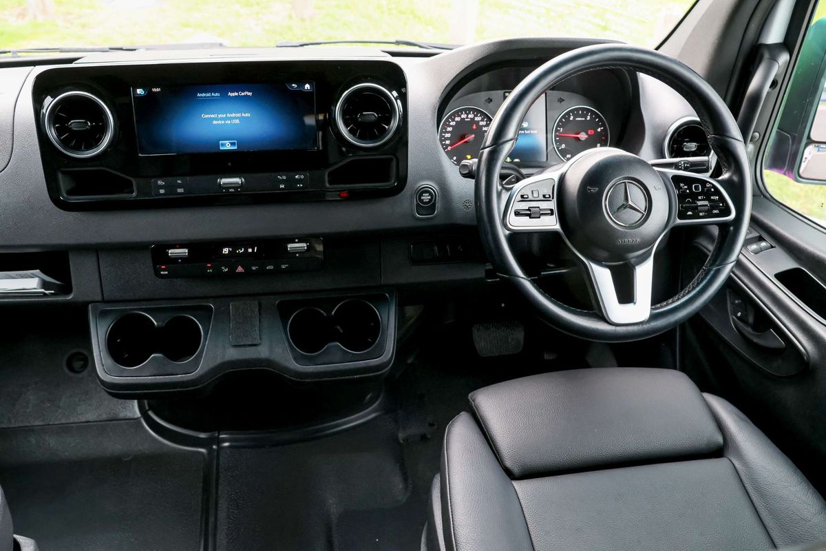 2020 Mercedes-Benz Sprinter 419CDI VS30 MWB Low Roof image 16