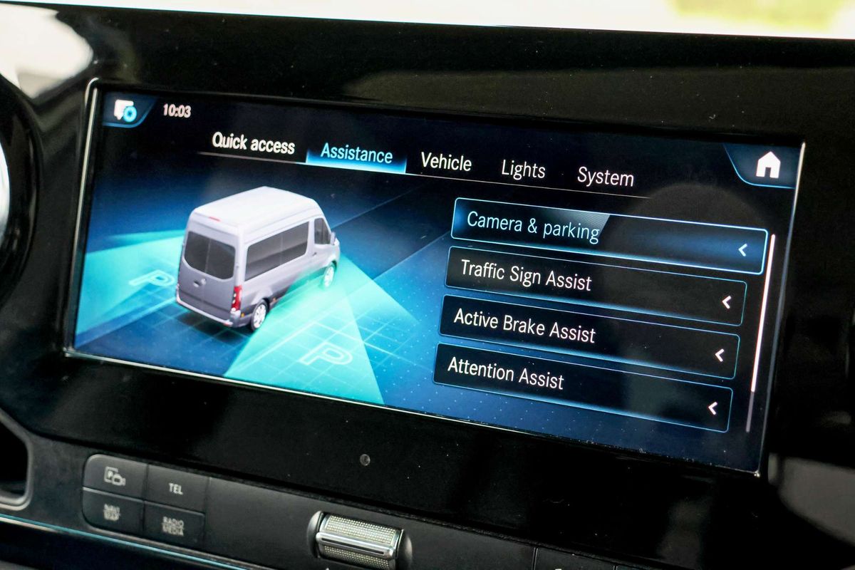 2020 Mercedes-Benz Sprinter 419CDI VS30 MWB Low Roof image 20