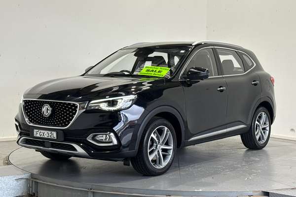 2023 MG HS Essence SAS23