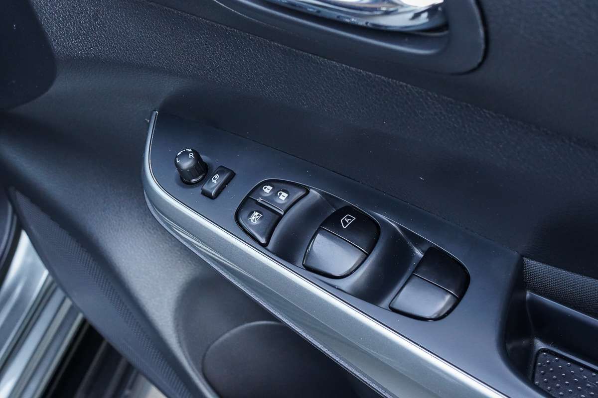 2023 Nissan Navara ST-X D23 4X4
