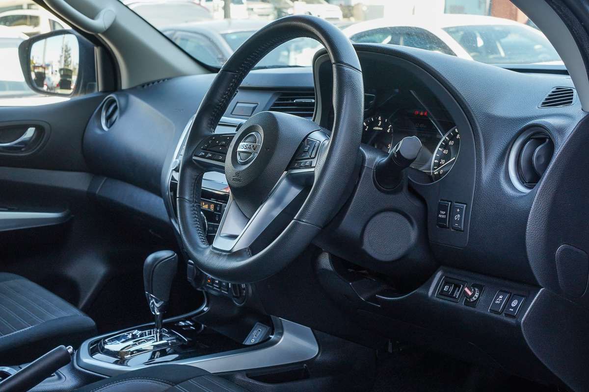 2023 Nissan Navara ST-X D23 4X4
