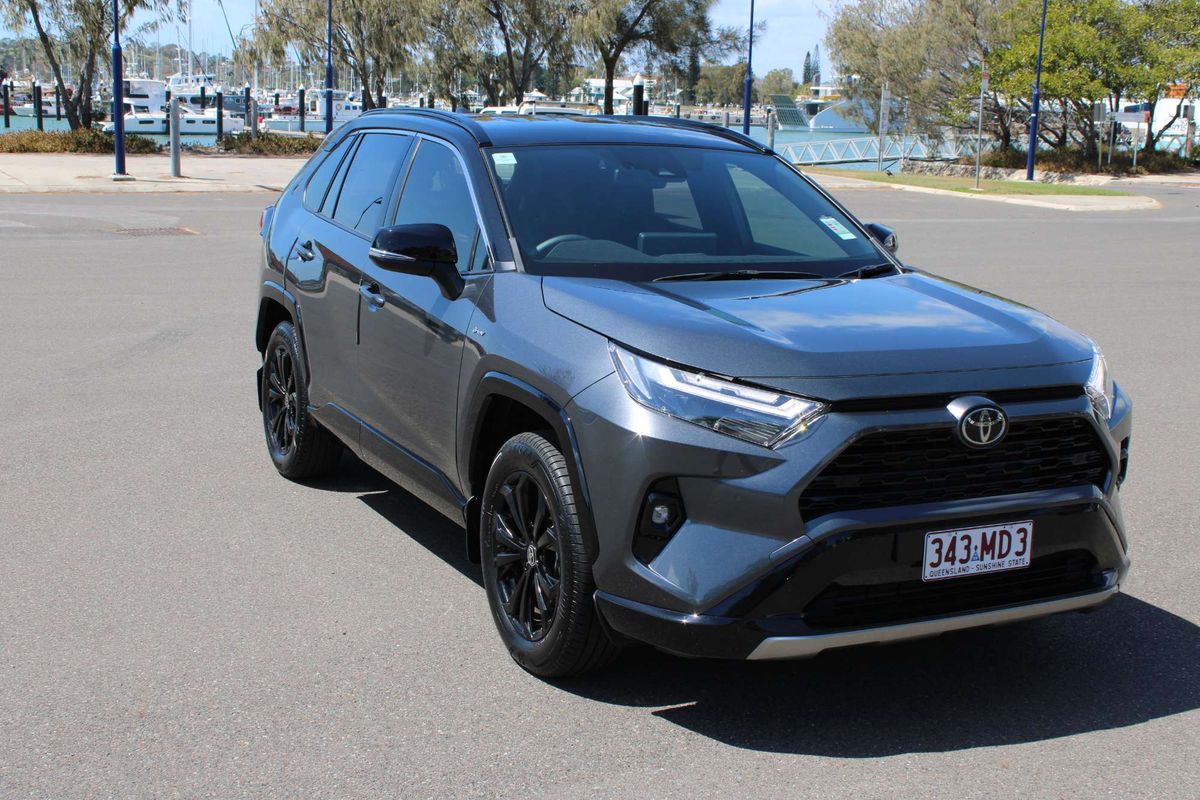 2024 Toyota RAV4 XSE AXAH52R