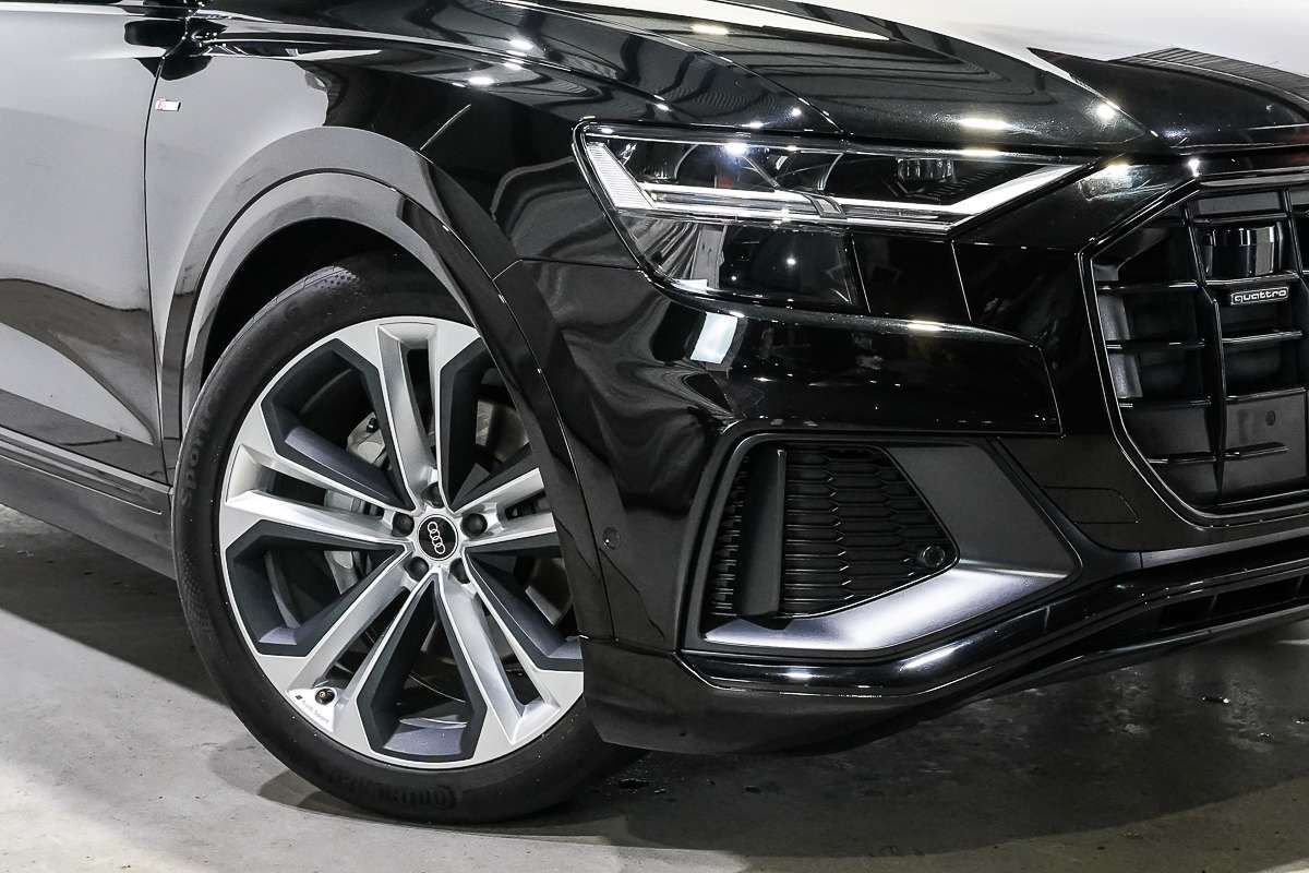 2023 Audi Q8 50 TDI S line Dynamic Black F1