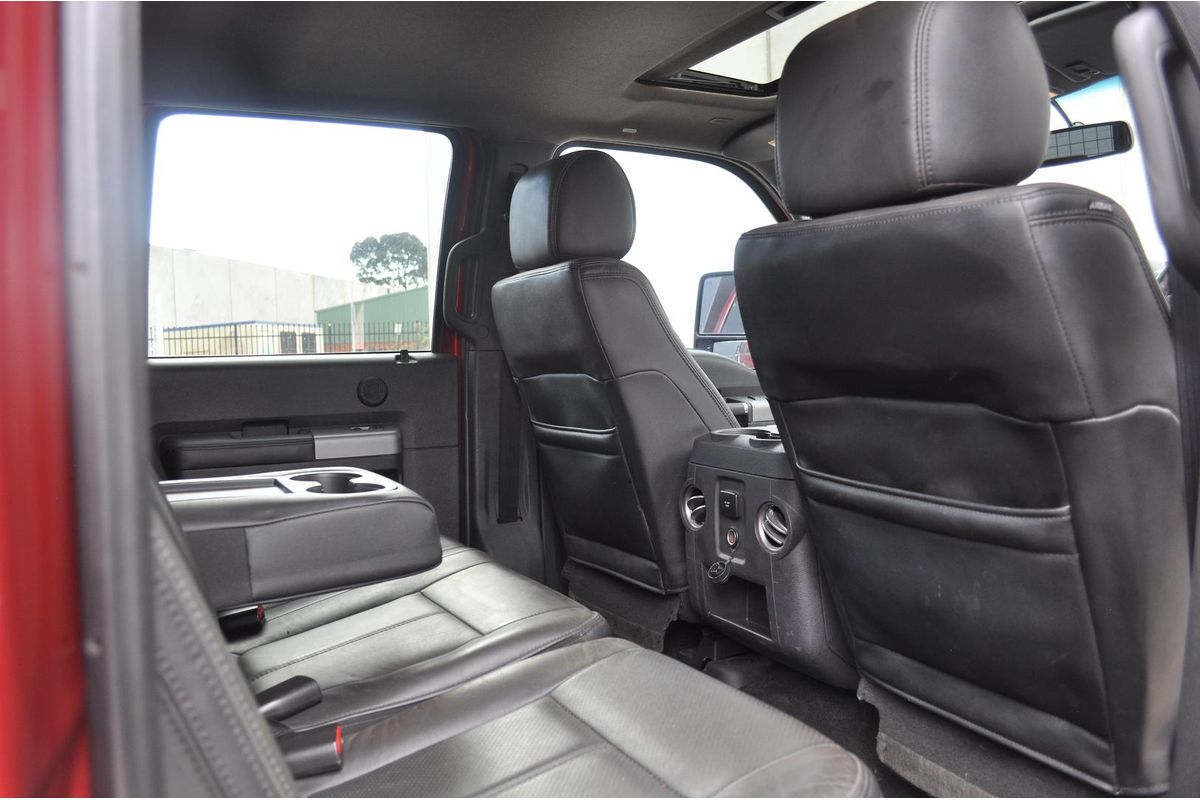 2016 Ford F250 Platinum 4X4 image 10