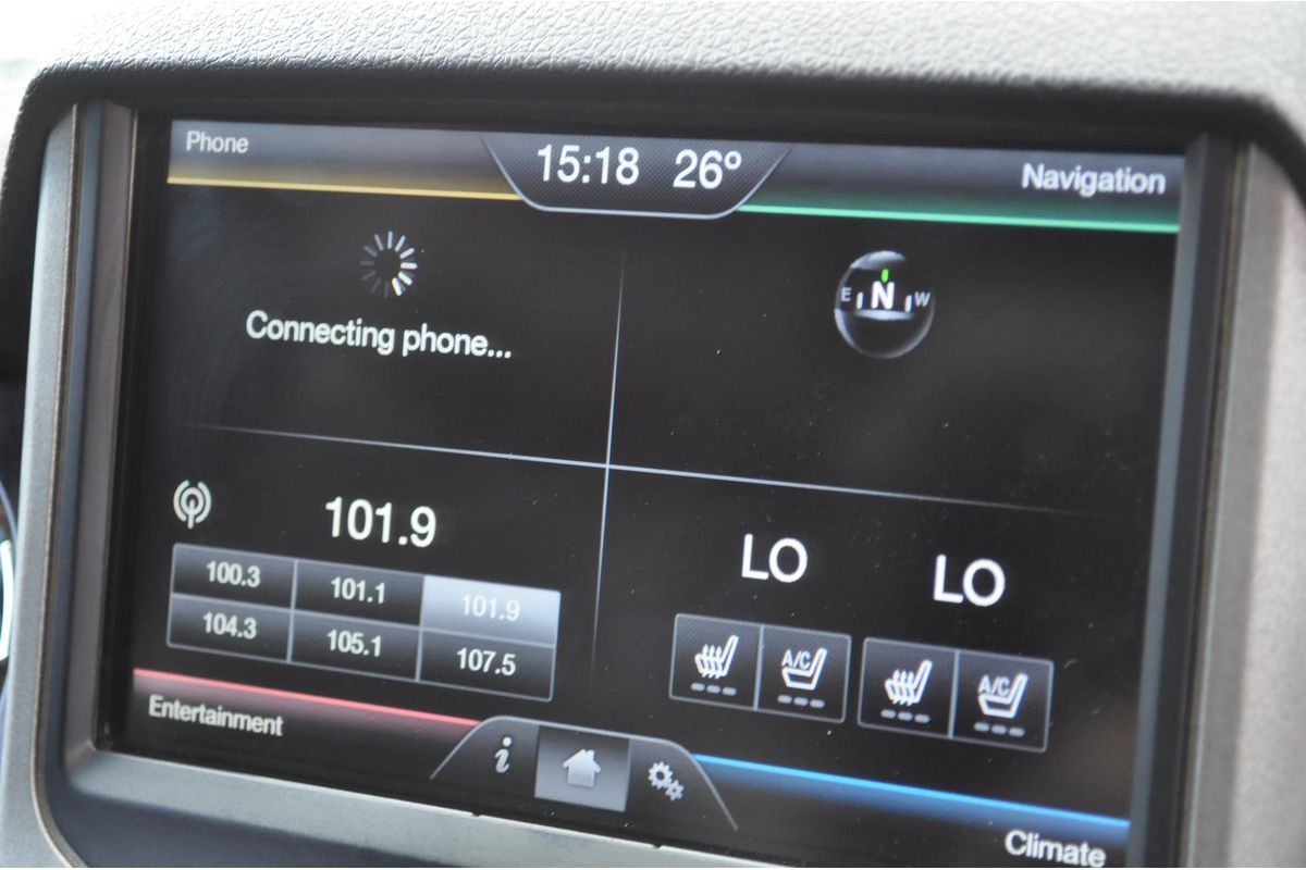 2016 Ford F250 Platinum 4X4 image 16