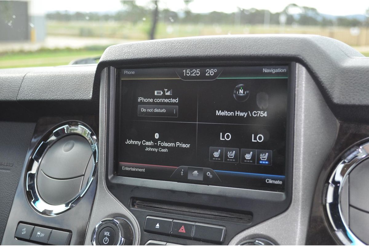 2016 Ford F250 Platinum 4X4 image 19