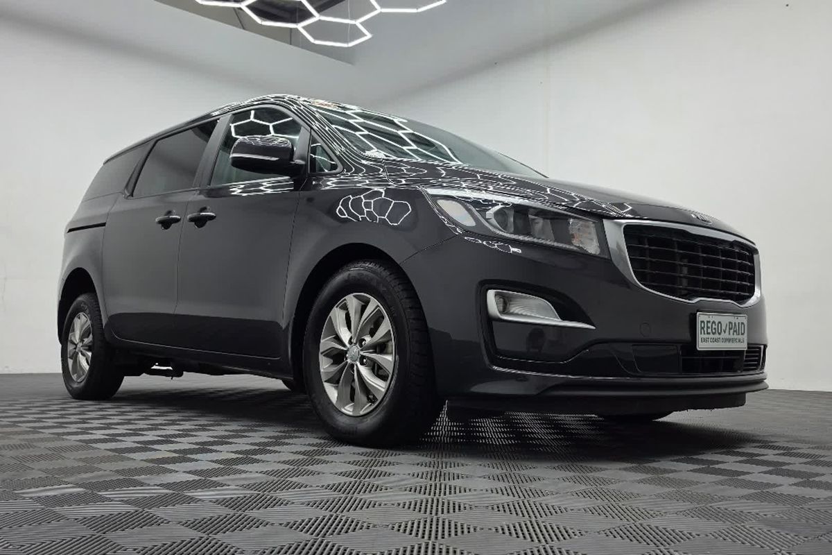 2020 Kia Carnival Si YP image 4