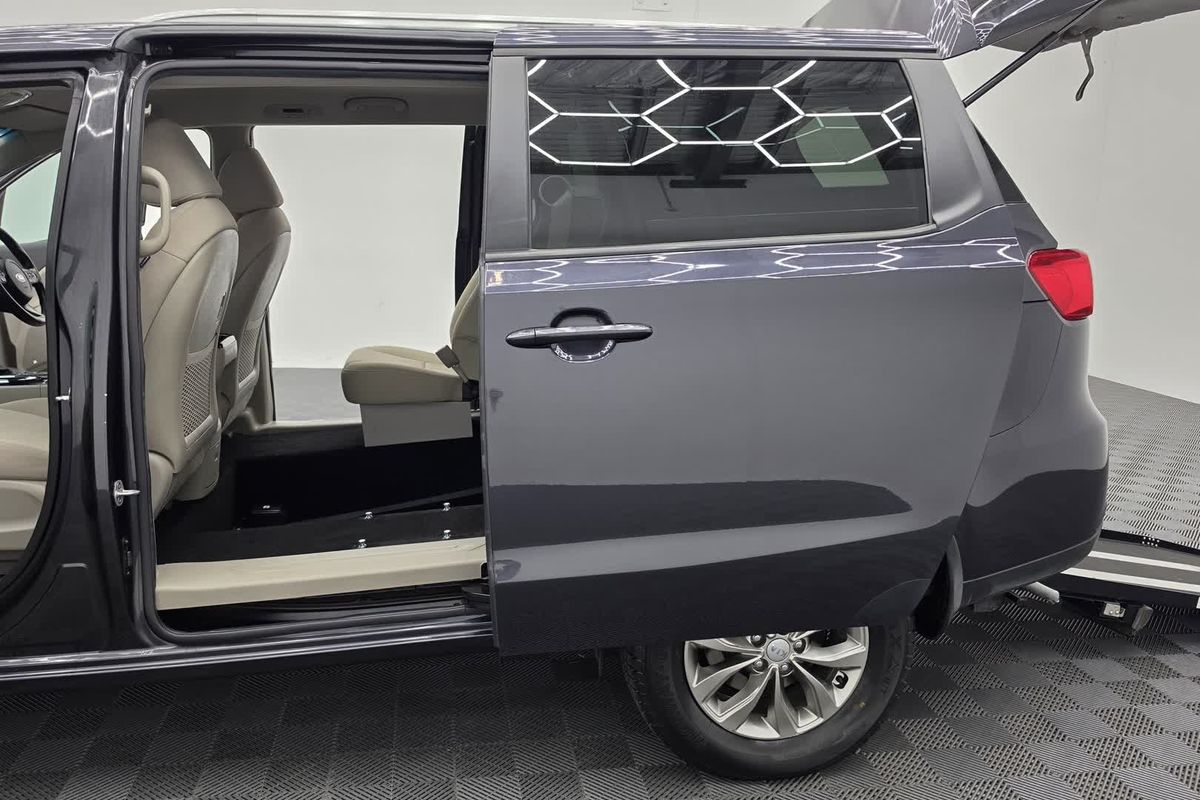 2020 Kia Carnival Si YP image 27