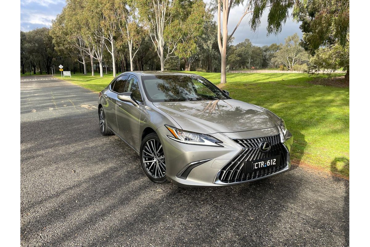 2023 Lexus ES ES300h Luxury AXZH10R