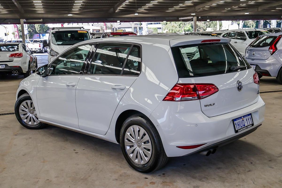 2014 Volkswagen Golf 90TSI 7