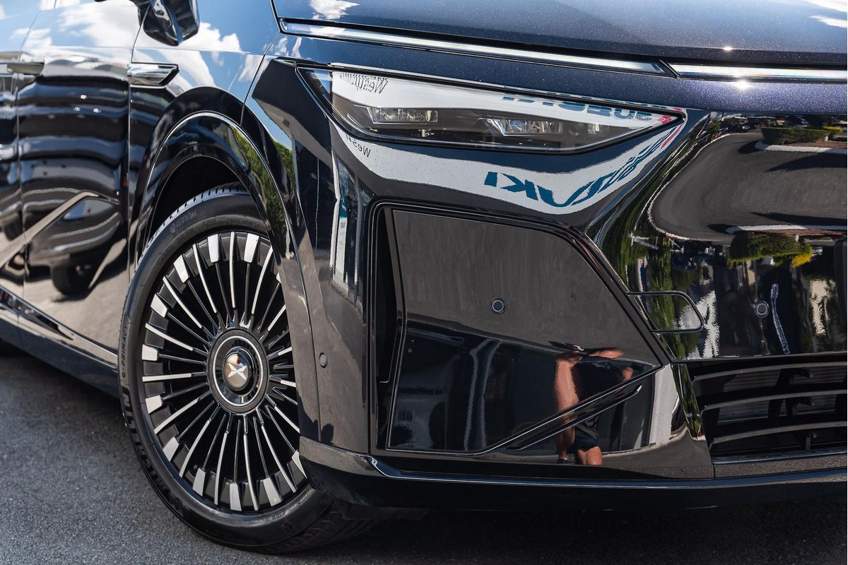 2026 XPENG X9 Performance