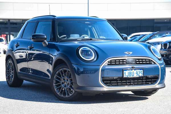 2025 MINI Cooper C Core F65
