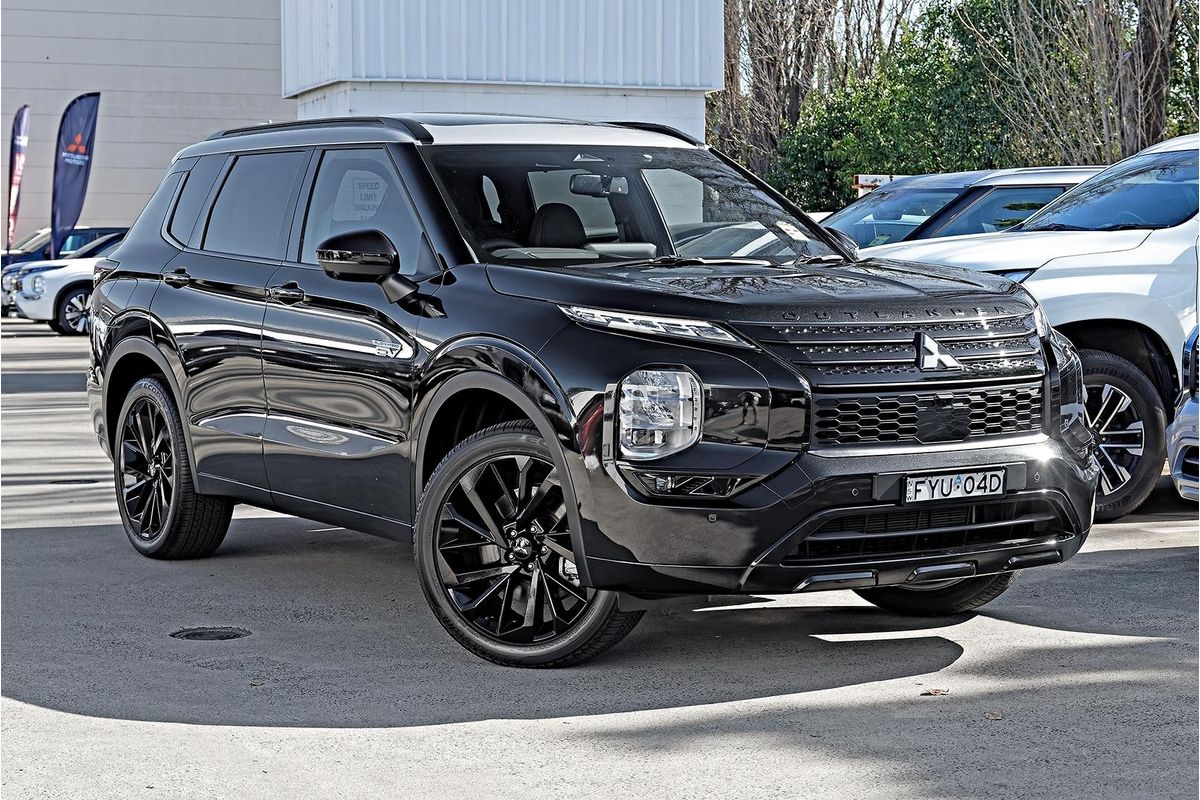 2024 Mitsubishi Outlander PHEV GSR ZM