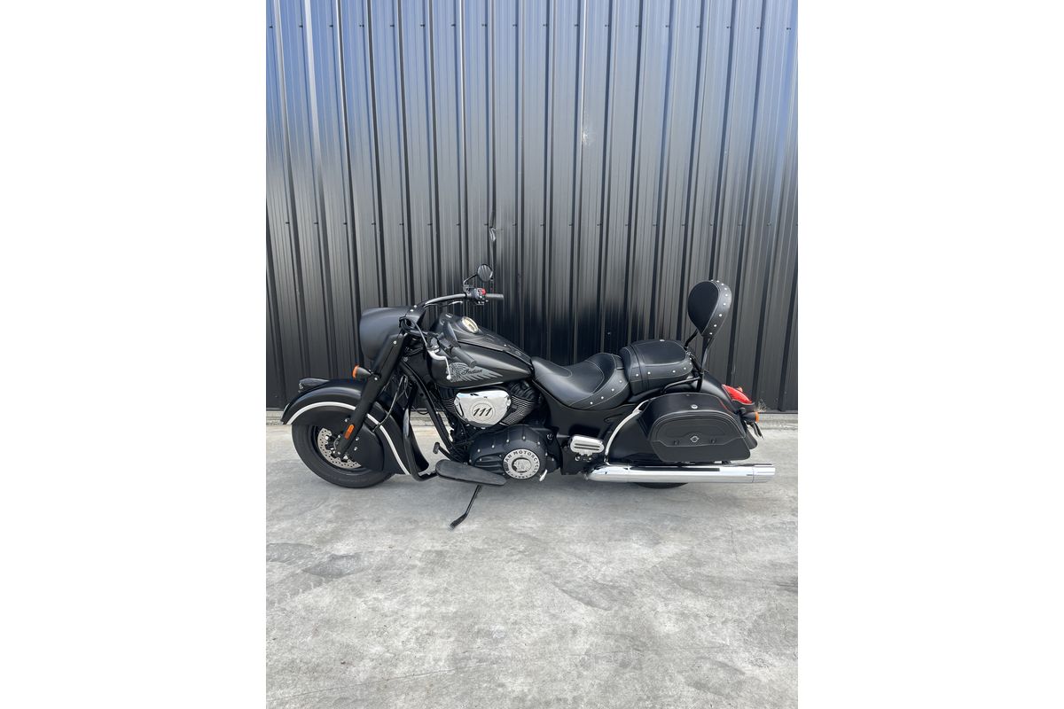 2016 Indian CHIEF DARK HORSE