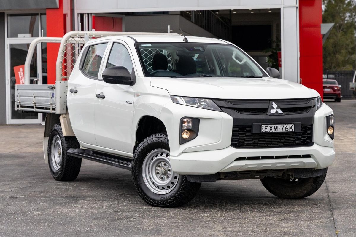 2022 Mitsubishi Triton GLX MR 4X4