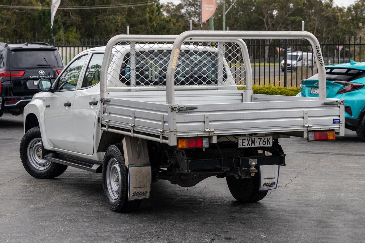 2022 Mitsubishi Triton GLX MR 4X4