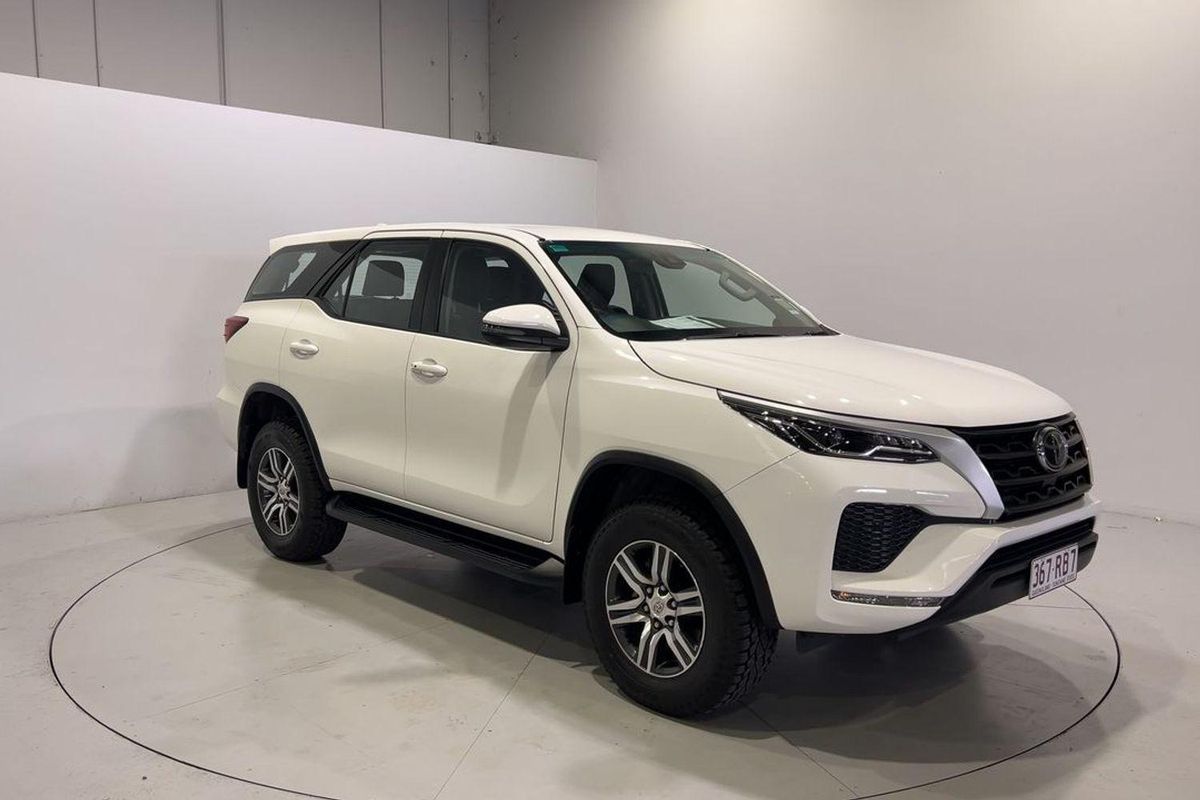 2024 Toyota Fortuner GX GUN156R