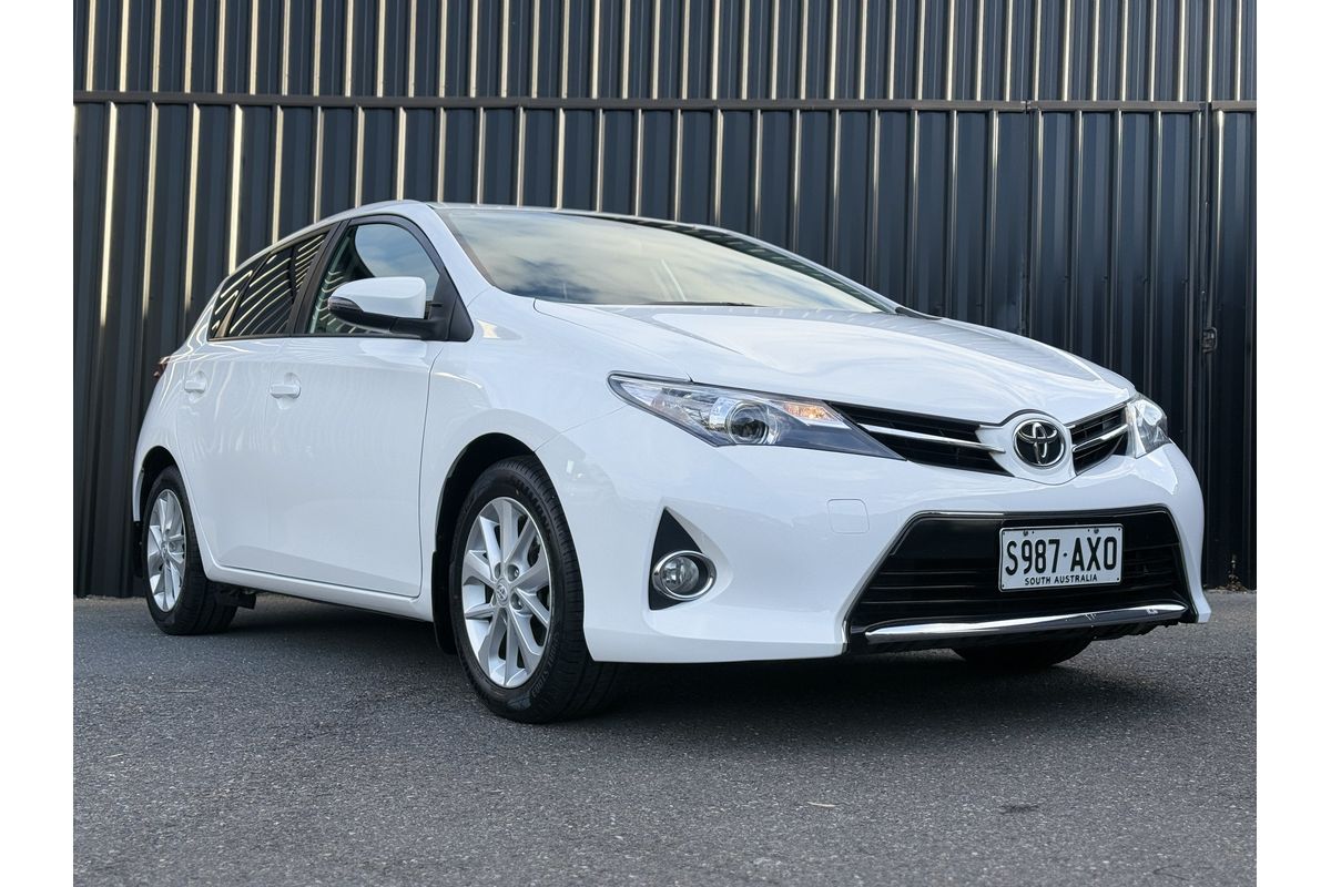 2013 Toyota Corolla Ascent Sport ZRE182R