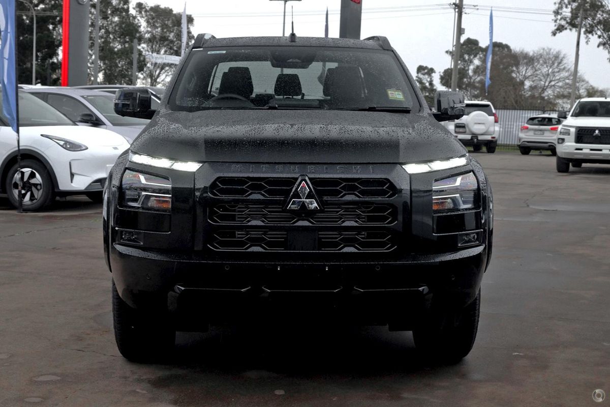 2026 Mitsubishi Triton GSR MV 4X4