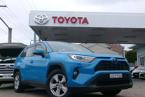 2020 Toyota RAV4 GX AXAH54R