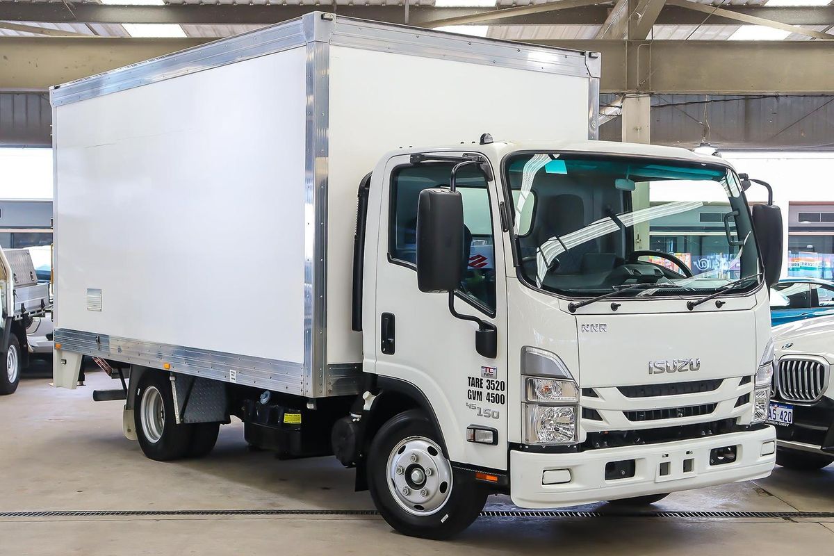 2023 Isuzu N Series NNR 45-150 4x2 SWB