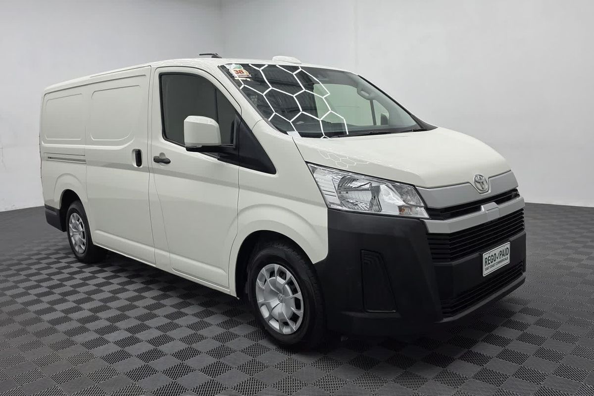 2022 Toyota Hiace GDH300R LWB