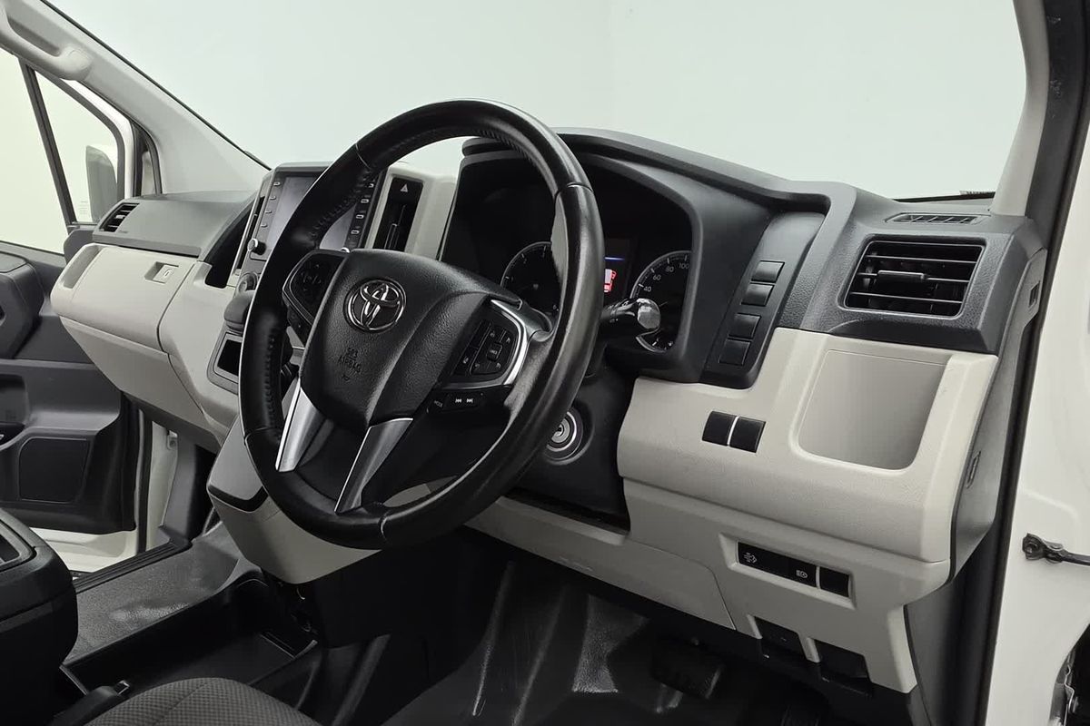 2022 Toyota Hiace GDH300R LWB
