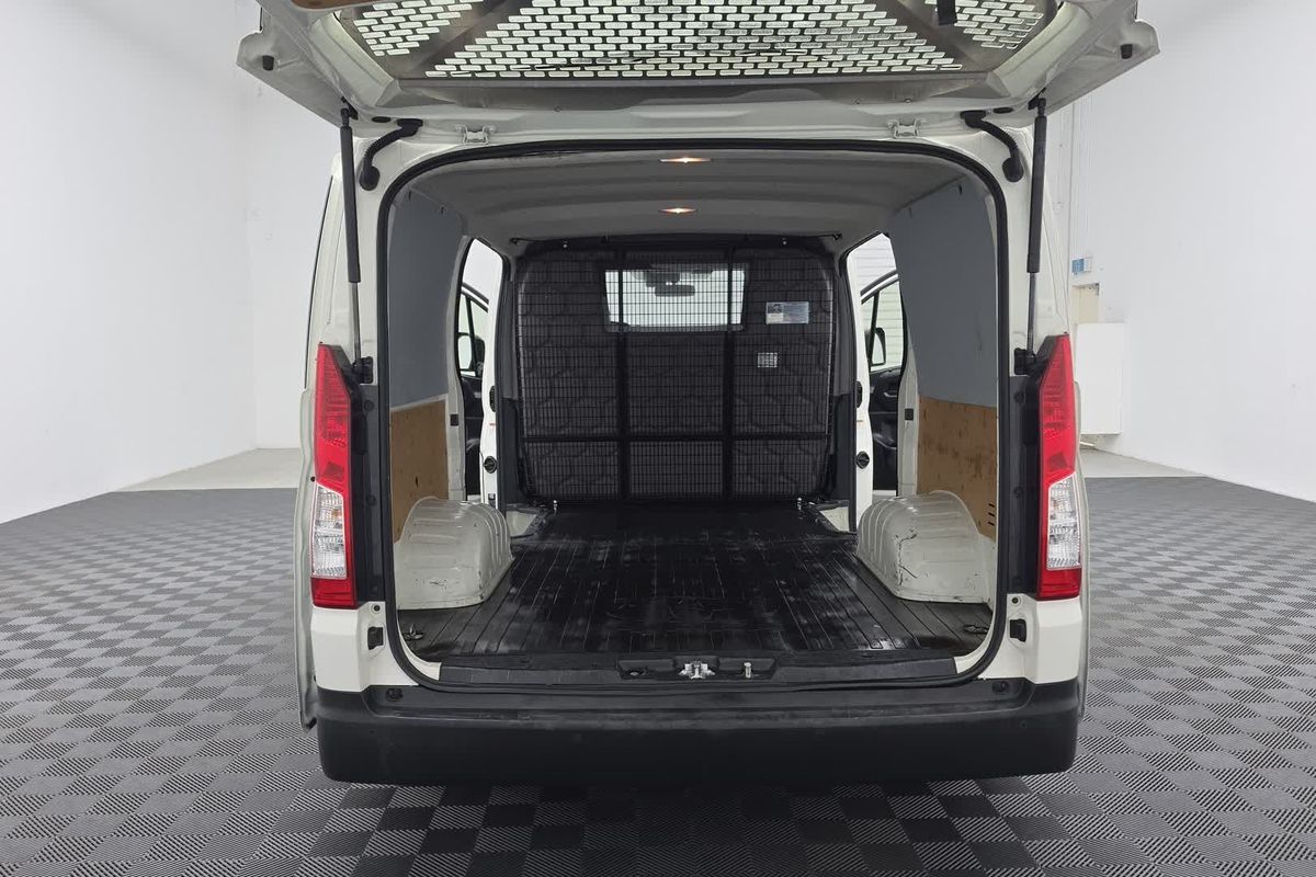 2022 Toyota Hiace GDH300R LWB
